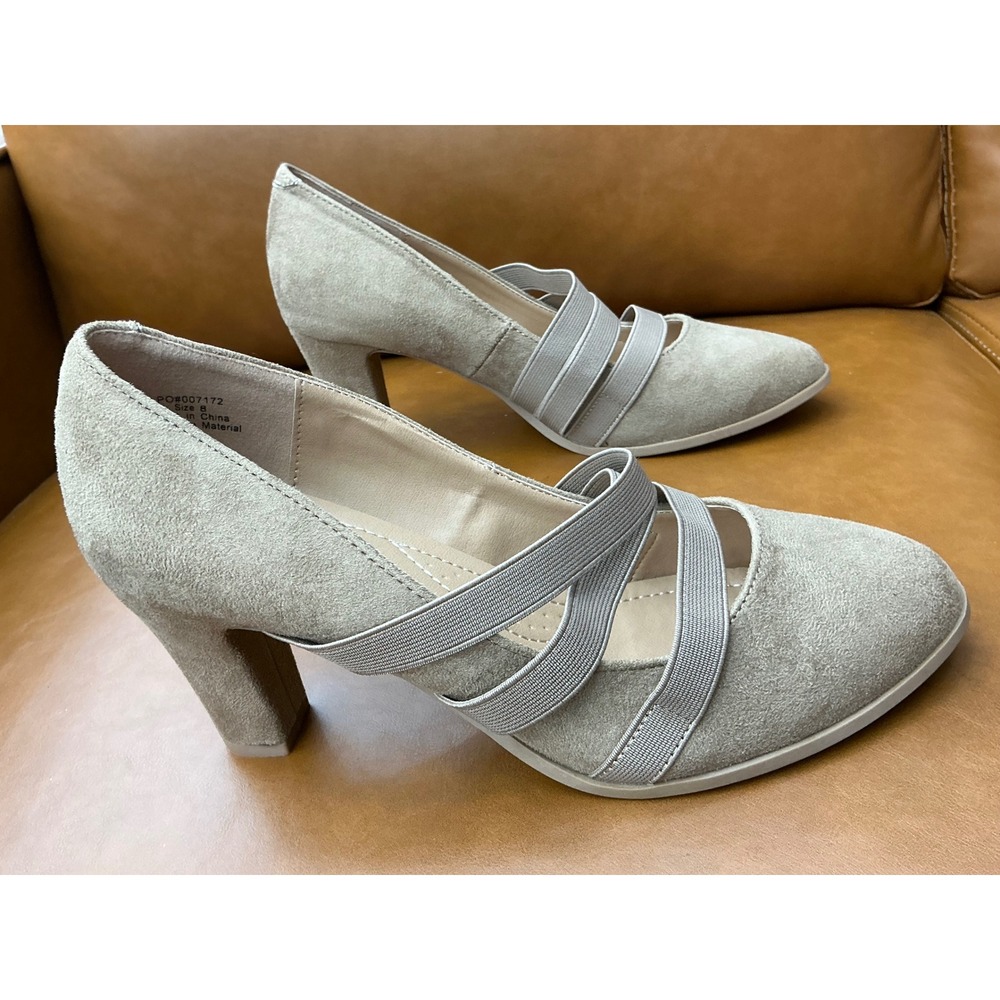 Journee Collection Loren Pump Womens 8 Taupe Faux Suede Block Heel